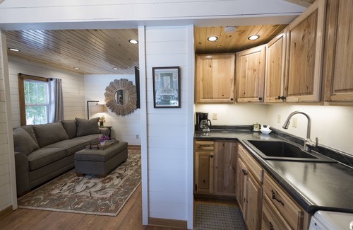 Fish Creek Bed & Breakfast | Thorp House Inn & Cottages