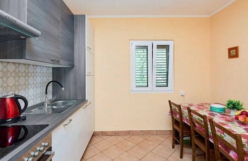 Prozurska Luka Wohnung | 3-Zimmer-Ferienwohnung am Strand Prozurska Luka, Mljet (A-22338-a)
