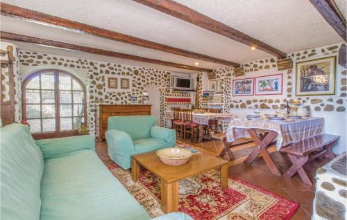 Sant'Agata Feltria Haus | Three-Bedroom Holiday Home In Santagata Feltria Rn