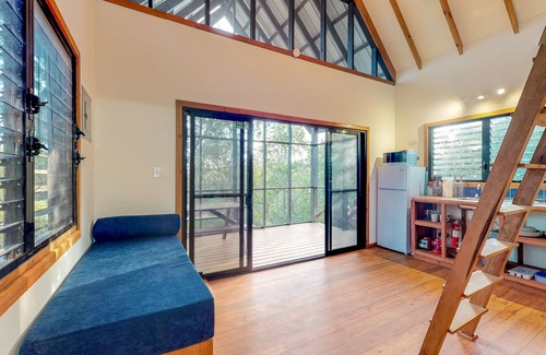 Surfside Kabine | Drei Cabanas im Wald, mit Veranden und Hängematten - zu Fuß zum Strand