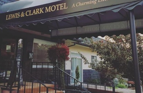 Three Forks Hotel | Three Forks Lewis & Clark Motel