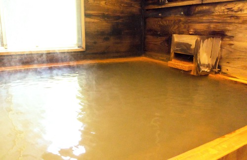 Tsuruoka Kabine | Three mountains of Dewa Yudonosan Sanrojo / Mt.