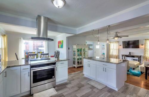 Seabreeze Park Haus | Three Oars Beach Bungalow