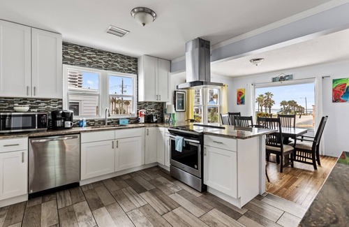 Seabreeze Park Haus | Three Oars Beach Bungalow