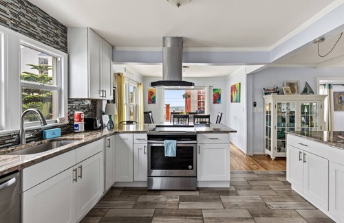 Seabreeze Park Haus | Three Oars Beach Bungalow