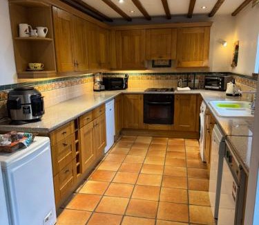 Aldborough Haus | Threshers Barn and Shire Horse Barn