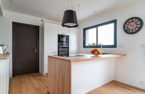 Plomelin Haus | Ti Menhir - Charmante maison pour 6 avec jardin