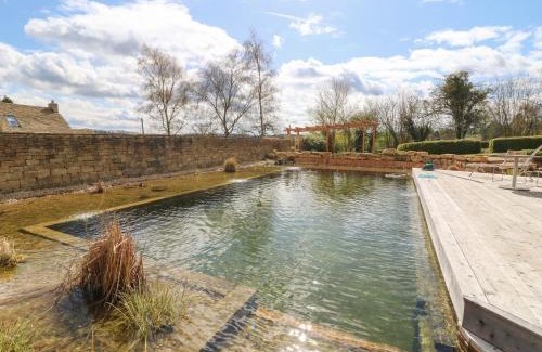 Inchbrook Haus | Tickmorend Farm