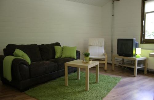 Ootmarsum Skihütte | Tidy chalet with a microwave in the Achterhoek