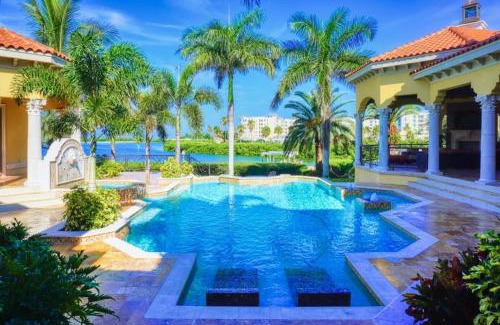 Tierra Verde Haus | Tierra Verde St Petersburg Waterfront Mansion Estate 5BdRm
