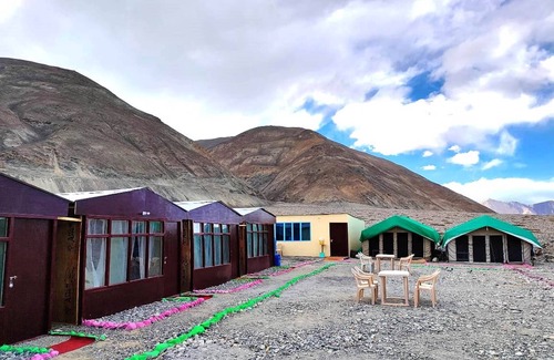 Spangmik Wohnmobilvermietung | TIH Pangong Delight Camps and Cottages