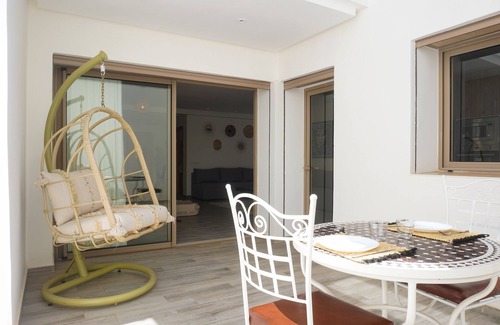Imsouane Wohnung | Tililt By Mood 9 Px Luxe-Apartment-Deluxe-barrierefreies Badezimmer
