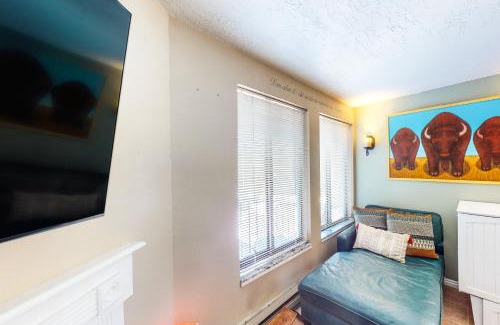 Brian Head Hotel | Timberbrook #110B