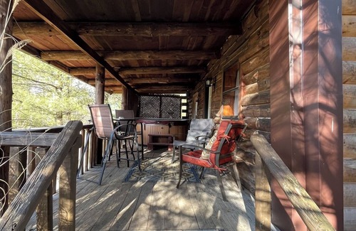 Old Washington Kabine | Timberline Cabins - The Wilmington Cabin - Hot tub, WiFi, Pets, Fireplace