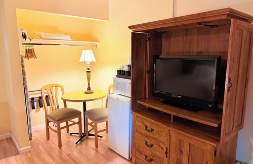 Ashland Hotel | Timbers INN and Suites