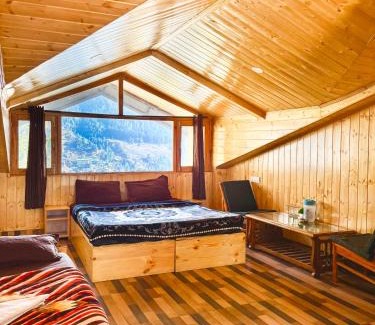 Old Manali Kabine | Timberwolves
