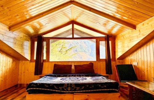 Old Manali Kabine | Timberwolves