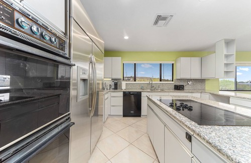 Cimarron Foothills Estates Haus | Time-Out in Tucson! Heated Pool / Hot Tub / Game Room / Fire Pit / Pickleball