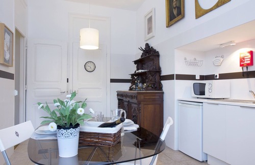 Santo Estevao Haus | Zeitlose Kunst - Verbringen Sie Zeit im künstlerischen Lissabon