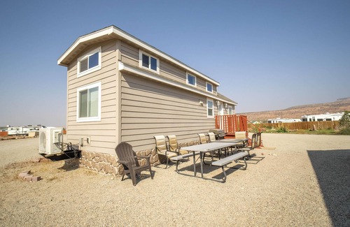 Moab South Valley Haus | Tiny Home #7 - Tiny Home #7 FunStays Tiny Home