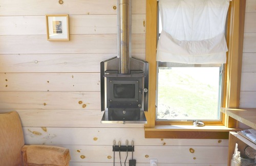 Manset Wohnung | Tiny Home minutes from Acadia National Park