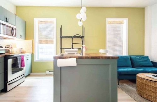 Wilmington Haus | Tiny House Apt in Little Italy w OffStreet Parking