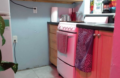 Central Fort Lauderdale Haus | Tiny House Private Cozy 3 miles from Las Olas beach/10 min from Airport/ Port