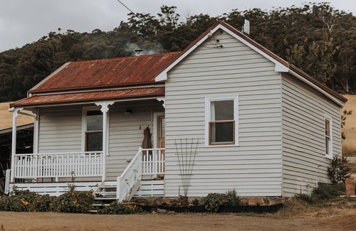 Glen Huon Haus | Tiny's @ Valleyfield farm