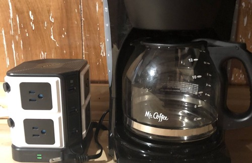 Palm City Haus | Tiny Shack ist ein kleines Haus, direkt am Wasser, 1 kleine Haustiere ok, ruhig, viele Parkplätze