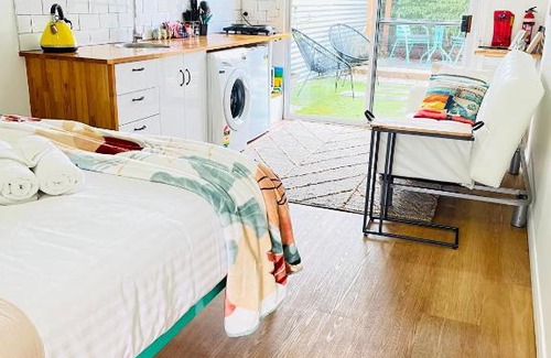 East Devonport Wohnung | Tiny Tom - Hidden beside the river Mersey
