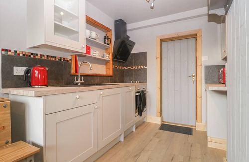 Blandford Forum Hütte | TINY WILLOW, pet friendly, with a garden in Child Okeford