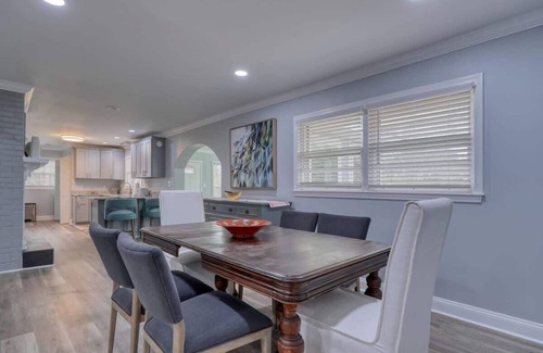 Conway Haus | Tip Top 3 - Conway Get-A-Way