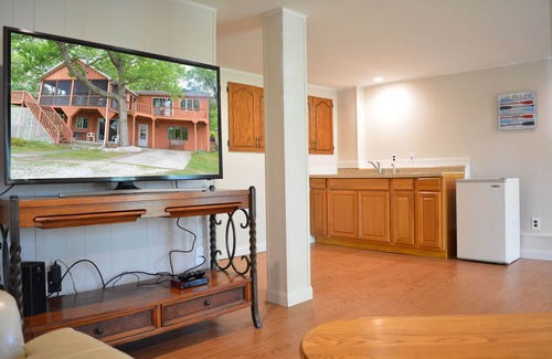 Leesburg Haus | Tippy Cottage auf dem See