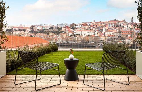 Santa Marinha Hotel | Tivoli Kopke Porto Gaia Hotel