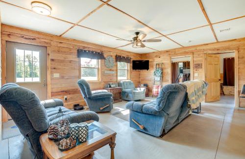 Toivola Haus | Toivola Home with Fire Pit 8 Mi to Lake Superior!