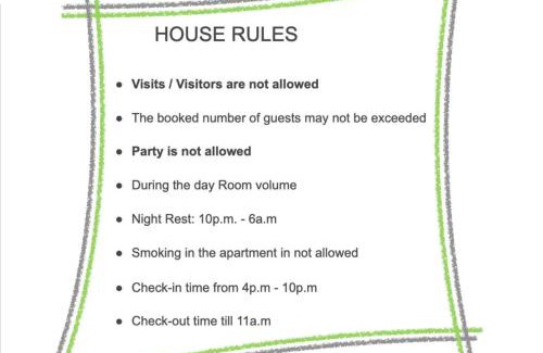 Stadtmitte Wohnung | Tolstov Apartments - City Center Apartments with 5 Rooms - 10 Min Messe DUS