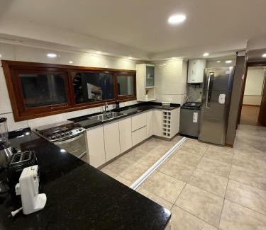 Mar de Cobo Haus | Tomy