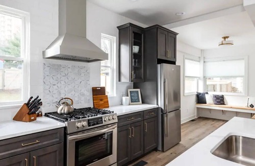 Dayton Haus | TOP AIRBNB IN KETTERING! | Near Downtown Dayton!