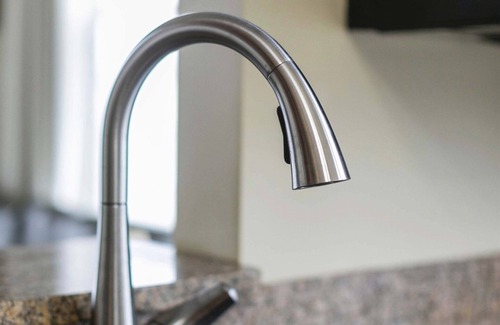 Downtown Springfield Wohnung | Top Floor 2 Bedroom Loft Overlooking Downtown!