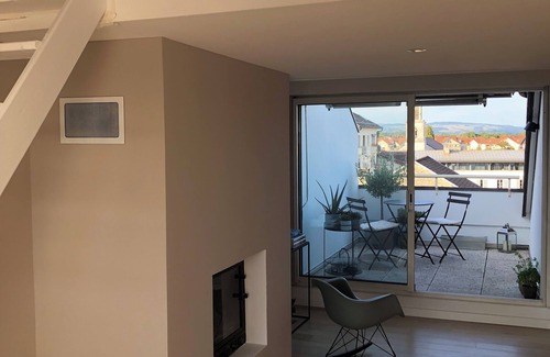 Divonne-les-Bains Wohnung | Top-floor cross-through apartment with 2 terraces, in Divonne-les-Bains