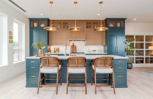 Portland Eigentumswohnung | TOP-FLOOR PENTHOUSE at Hobson's Landing. Sweeping views of Portland's Harbor.