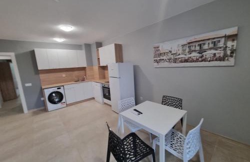 Studentski Grad Wohnung | Top location apartment