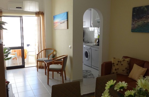 Armacao de Pera Wohnung | Top gepflegtes und gut ausgestattetes Apartment direkt am traumhaften Strand