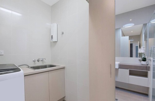 Taringa Wohnung | Top of Taringa Penthouse with Sweeping Views