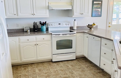 Central Lake Haus | Torch Lake Northern Escape