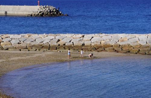 Sumoto Haus | TORIKKA Stay -海だけが見える宿-