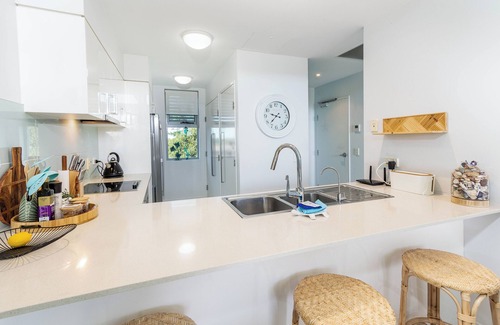 Woorim Wohnung | Town Centre & Beach At Your Door Step