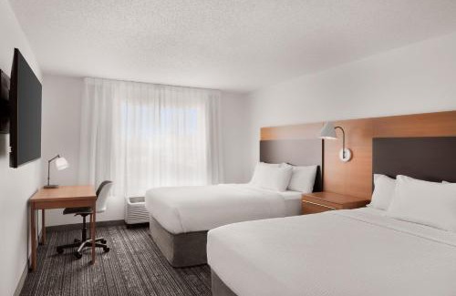 Naperville Hotel | TownePlace Suites by Marriott Chicago Naperville