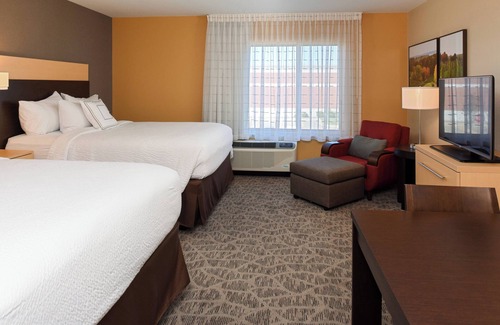 Auburn Hills Hotel | TownePlace Suites Detroit Auburn Hills