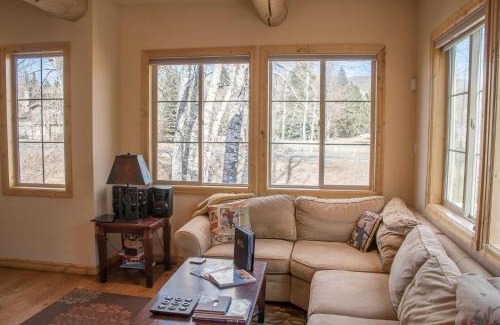 Ketchum Haus | Townhomes at River Run Unit E